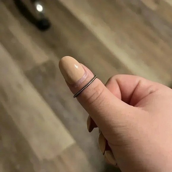 Pandora Ring - Picture 2 of 3